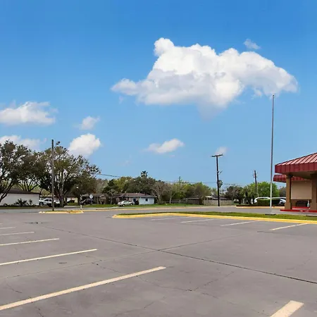 Econo Lodge Kingsville-3